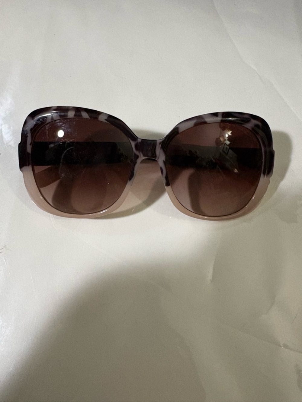 Women’s Oversized Sunglasses in Brown Tortoiseshell